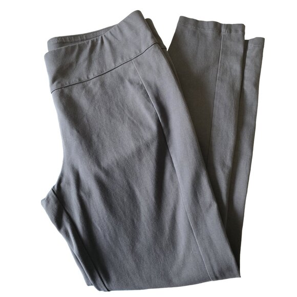 Women’s Susan Graver Gray Relaxed Pants Size Medium Short, Good Condition - Picture 6 of 6